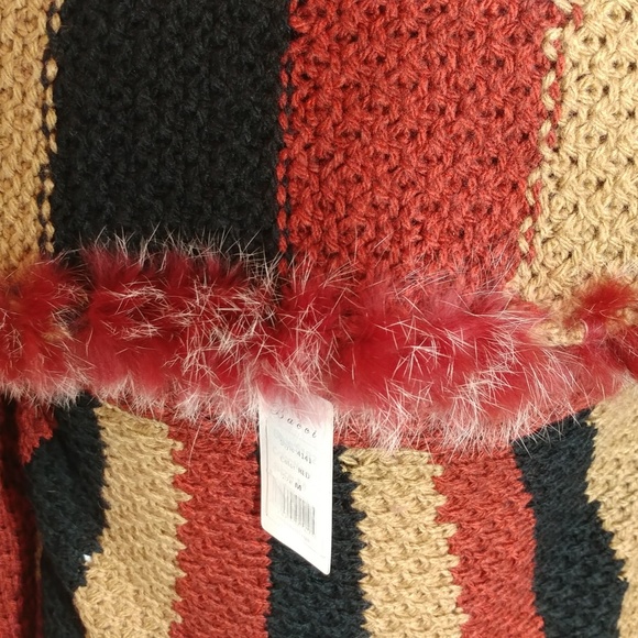 Bacci Brand Multi Color Sweater - Picture 5 of 8